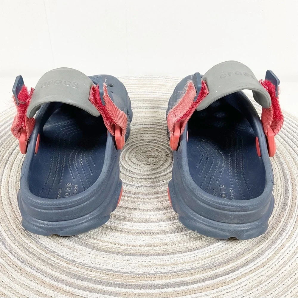 Crocs Boys Youth Size 11 Shoes - Picture 4 of 7